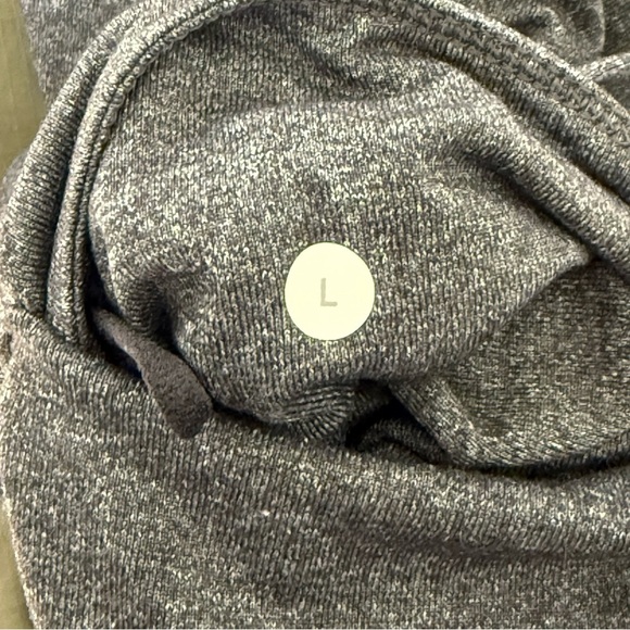 Lululemon Mens Shorts Size L Heathered Dark Gray - Picture 6 of 7